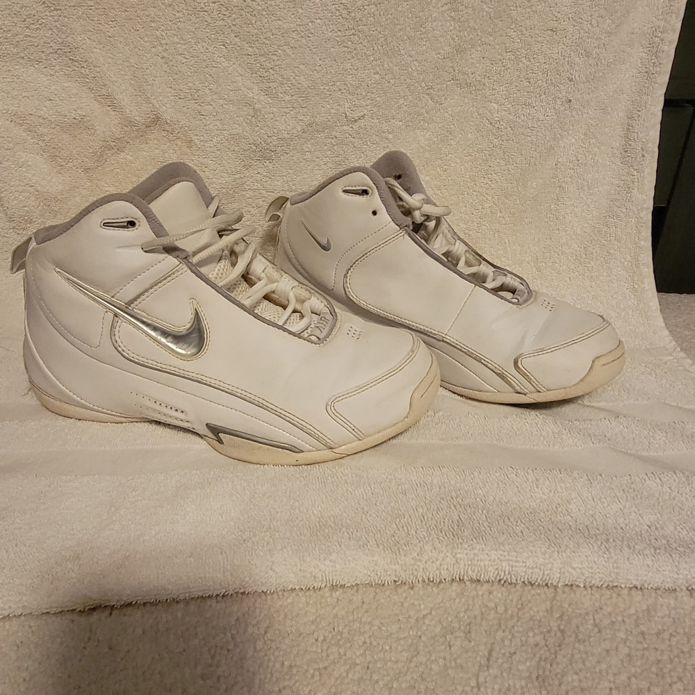 Nike air